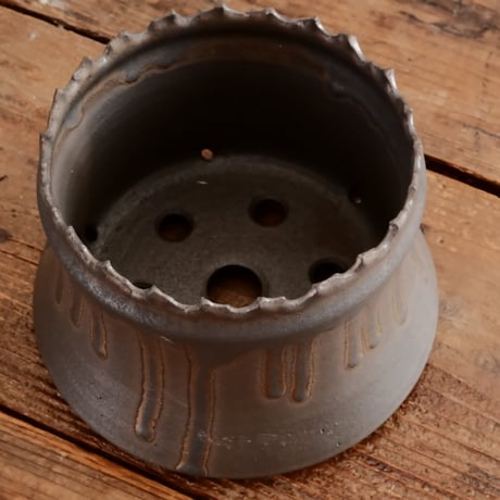 《size L》根本峻吾 作品【 S.N.POT type. cylinder「 黒焔 - kokuen - 」5号 】笠間焼 植木鉢  [No.8]