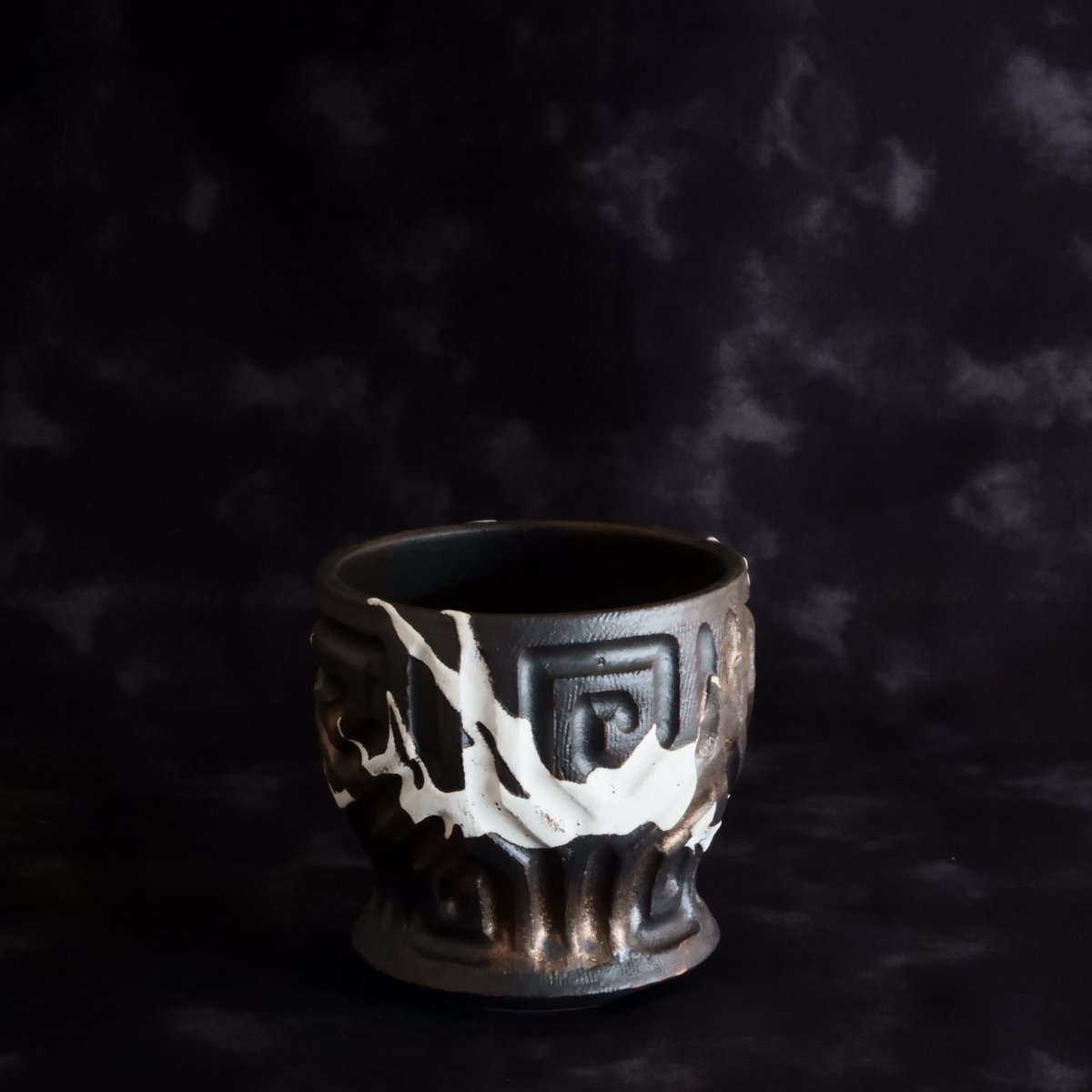 size S》根本峻吾 作品【 S.N POT type.round「鐵 -堕天黒- 」3号