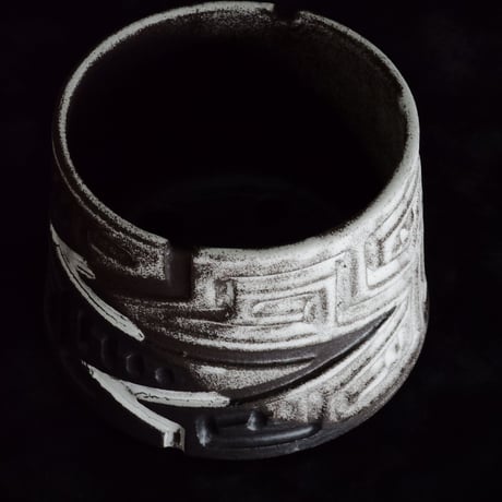 《size M》根本峻吾 作品【  S.N POT type.cylinder「 月蝕雷電 」4号 】笠間焼 植木鉢 [No.149]