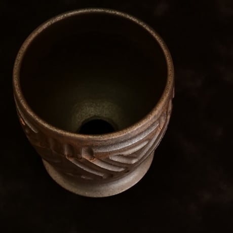 《size S》根本峻吾 作品【 S.N.POT type. round 「 鐡 - kurogane - 」3号 】笠間焼 植木鉢 [No.1]