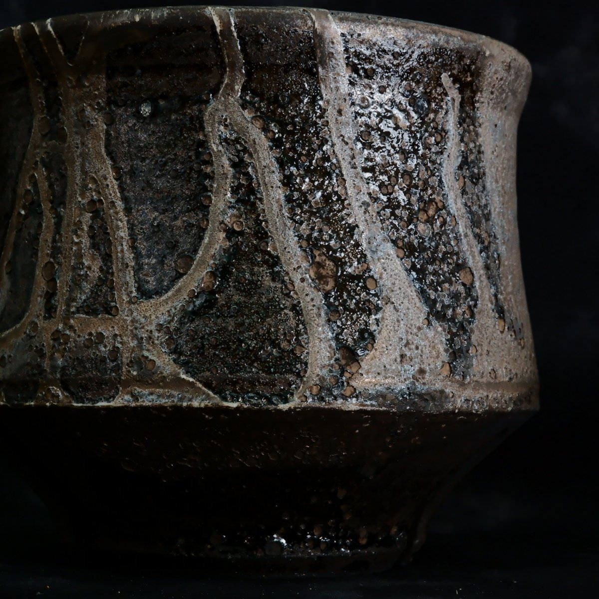 沼野 秀章 \"Black Wrap\"　笠間焼 陶器鉢 fit=scale-down,w=1200