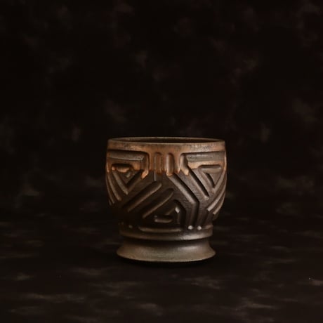 《size S》根本峻吾 作品【 S.N.POT type. round 「 鐡 - kurogane - 」3号 】笠間焼 植木鉢 [No.1]