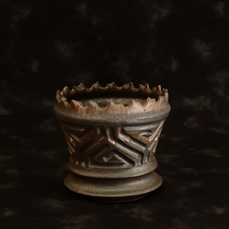 《size M》根本峻吾 作品【 S.N.POT type. slim「 鐡 - 黒焔 - 」4号 】笠間焼 植木鉢 [No.76]