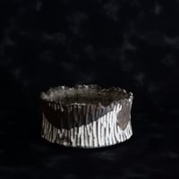 《size M》根本峻吾 作品【 S.N POT type.low「爪牙 -堕天白- 」4号 】笠間焼 植木鉢 [No.191]