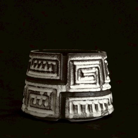 昭和製　手ごね鉢 植木鉢B 手びねり - at Kiln