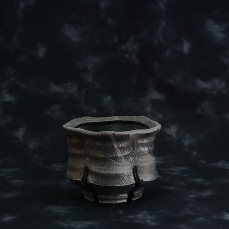 沼野秀章 作品【 Black Wrap 】2.5号 笠間焼 植木鉢 ［ No.124］