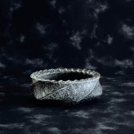 ITEM | 陶賊 -TOUZOKU- bonsai & pottery