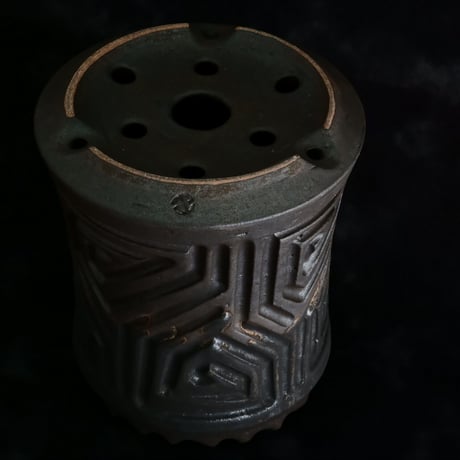 《size M》根本峻吾 作品【  S.N POT type.tall「 鐡 - 黑焰 - 」4号 】笠間焼 植木鉢 [No.141]