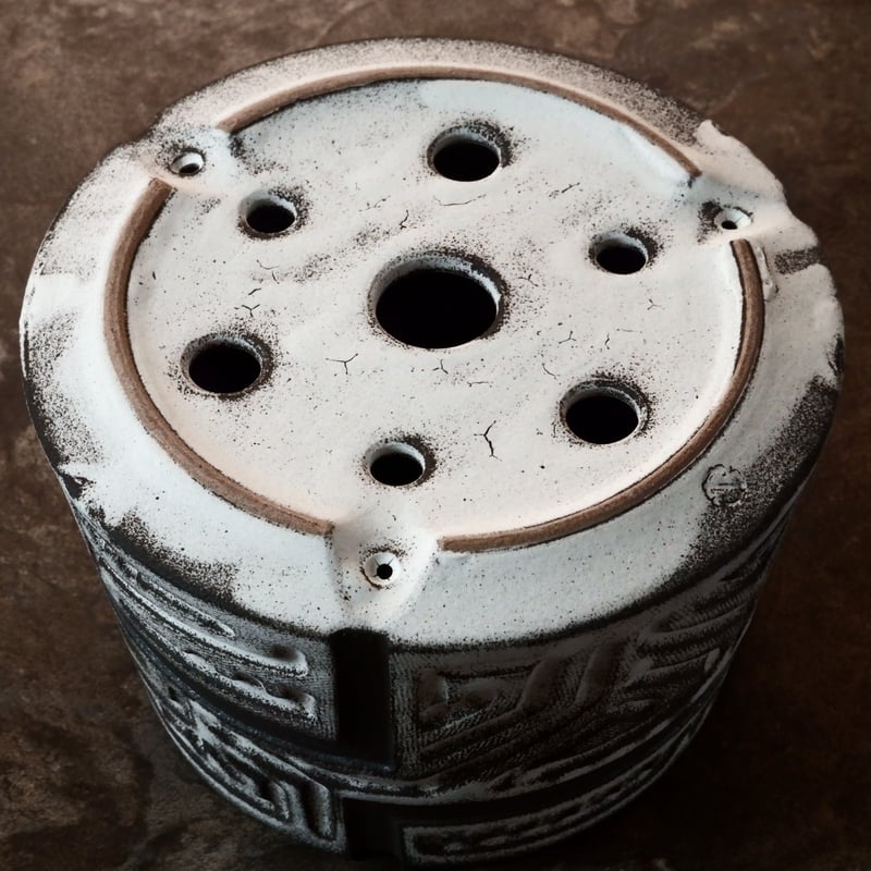 掌中の小宇宙　貝殻に蟹　達磨大師　根付　銘:光玉 怀玉斋正次根付黄杨木雕松鹤印笼Antique Japanese Kaigyokusai