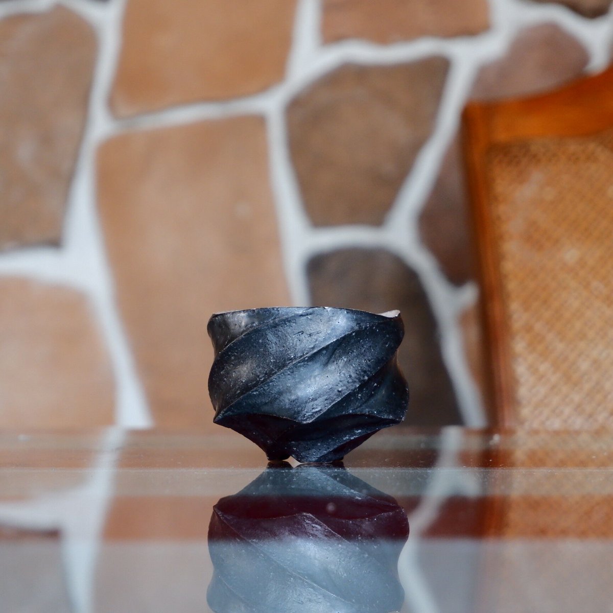 沖誠 作品【 Twist - 流し掛け - / ぐい呑 】01 笠間焼 酒器 | 陶賊 -