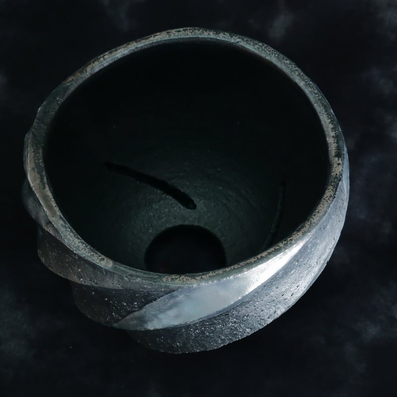 沖誠 作品【 Spiral - 燻銀彩 - / round / 3号 】笠間焼 植木鉢 【N