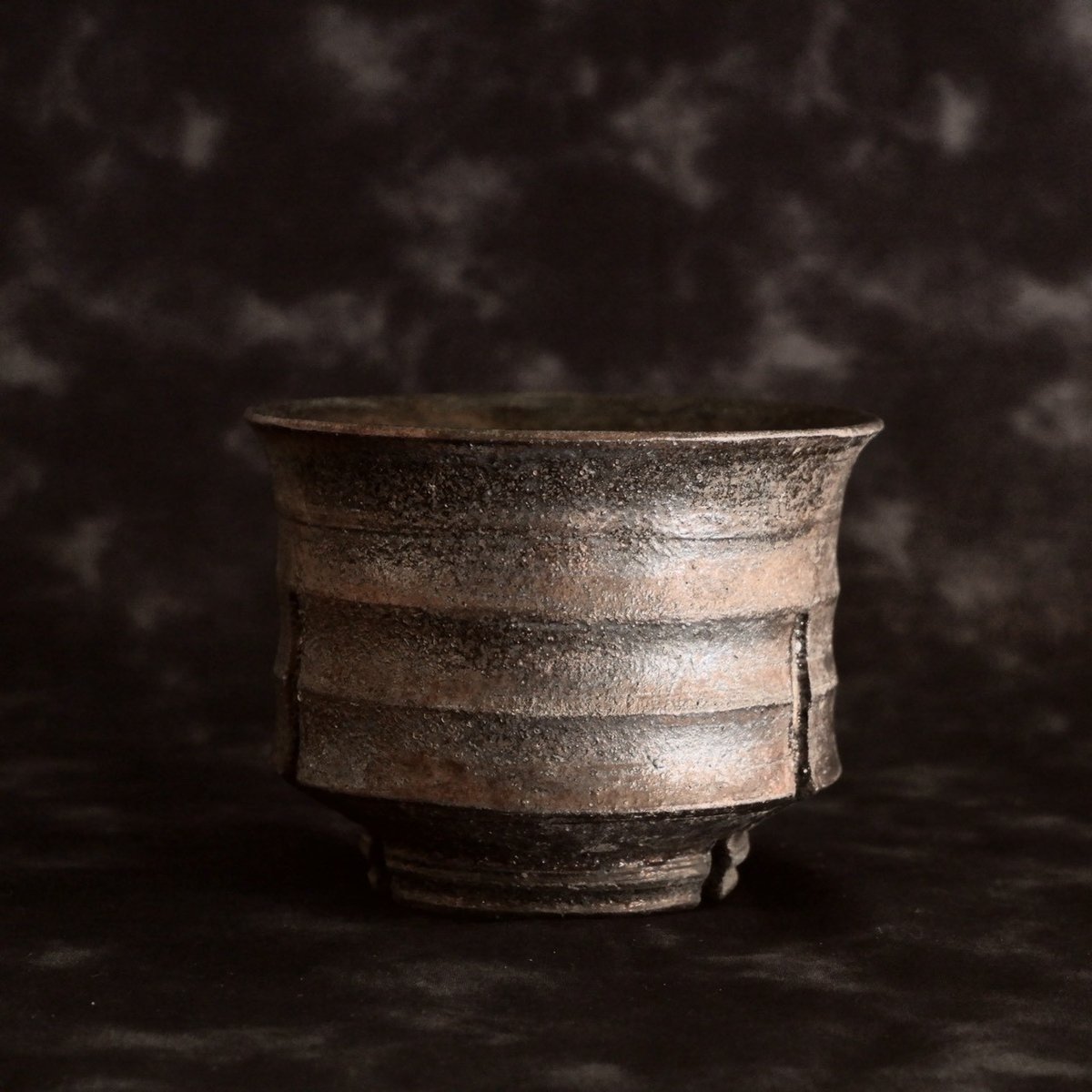 陶器鉢　沼野秀章　植木鉢　笠間焼 沼野秀章 作品 【 black wrap 】 3号 笠間焼 植木鉢 ［ No.8 ］ | 陶