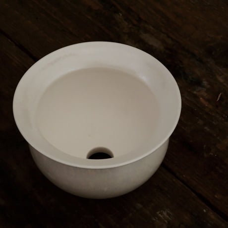 坂本新 作品 【 LUSTER OVERGLAZE - 白虹彩 - white pearl - / S 】笠間焼 植木鉢 [No.29]