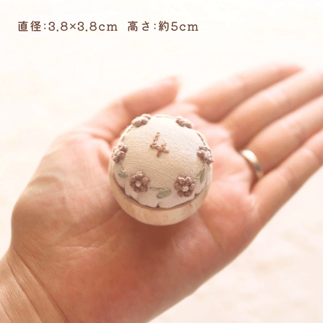 ピンクッション刺繍キット