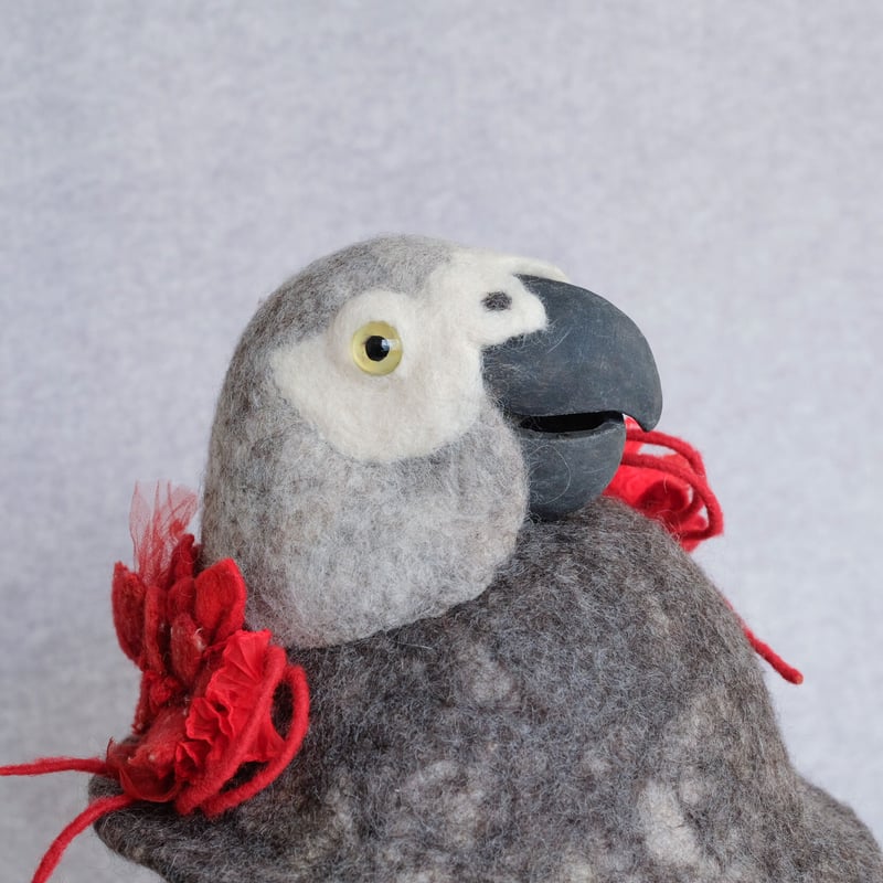 マルチカラー花モチーフドーム型帽子