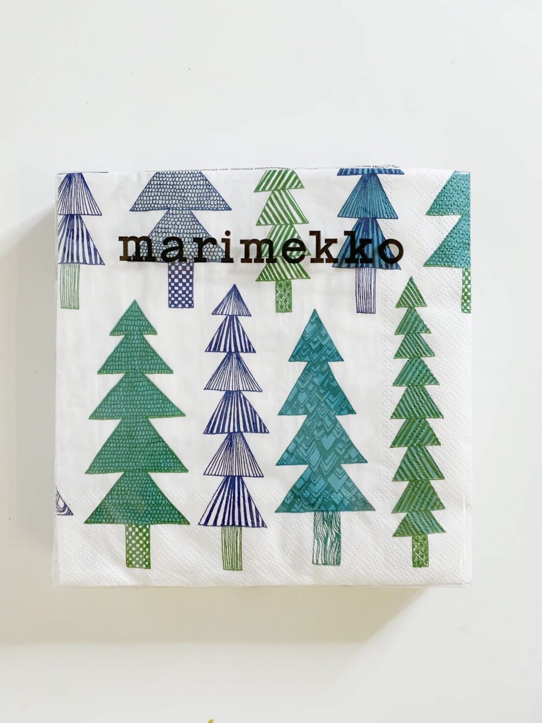 マリメッコ クーシコッサ Kuusikossa スクエア プレート　２枚セット marimekko マリメッコ 食器 Kuusikossa cup and plate set