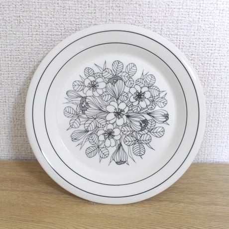 ITEM | Shop Kissa ja Kukka