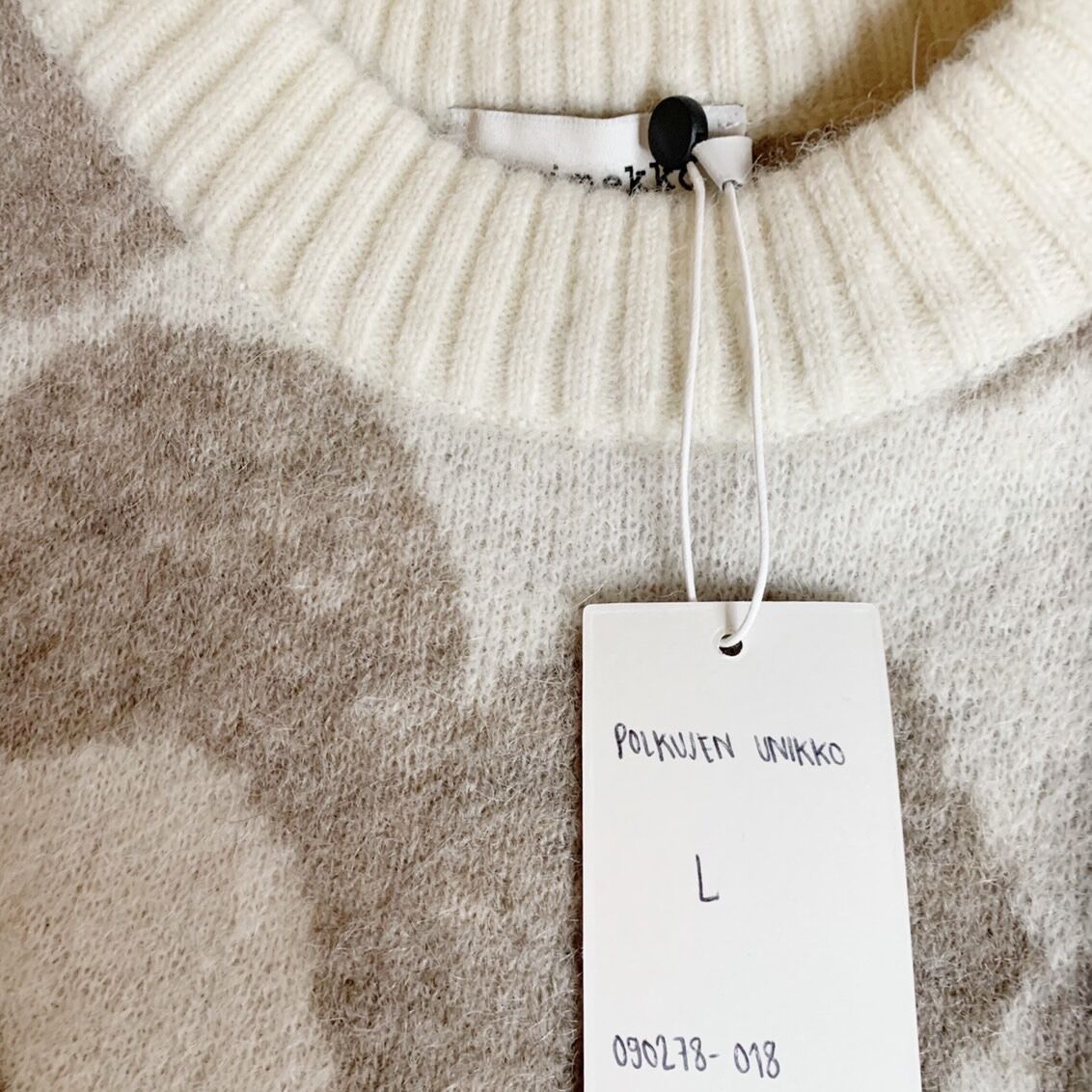 新品】マリメッコ marimekko ウニッコ Polkujen Unikko ニット セー...