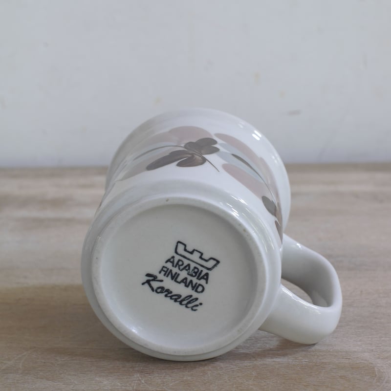 Vintage品】アラビア ARABIA コラーリ Koralli マグカップ ③ 星 Vintage品】アラビア ARABIA コラーリ Koralli マグカップ ③ 星
