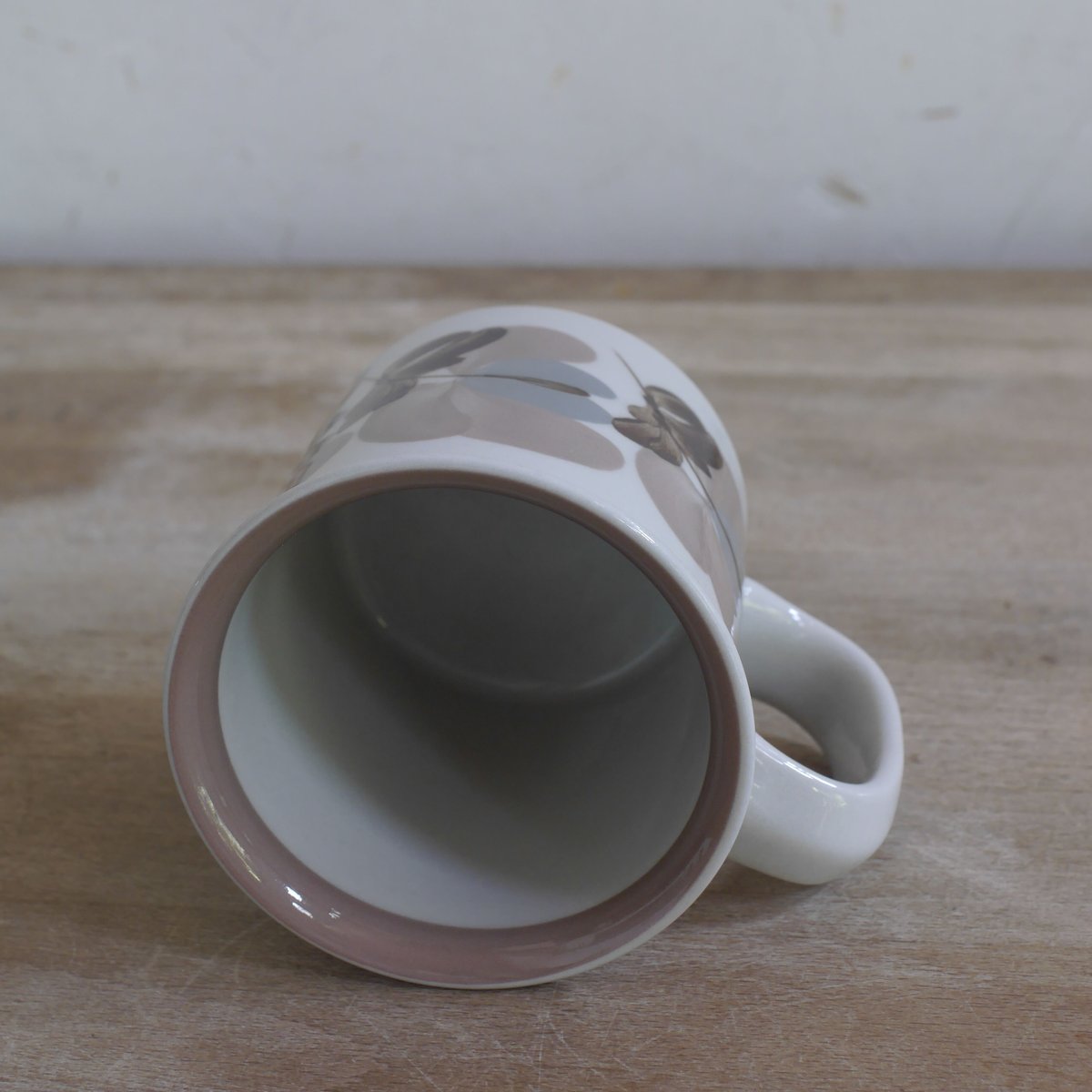 Vintage品】アラビア ARABIA コラーリ Koralli マグカップ ② 星 Vintage品】アラビア ARABIA コラーリ Koralli マグカップ ② 星