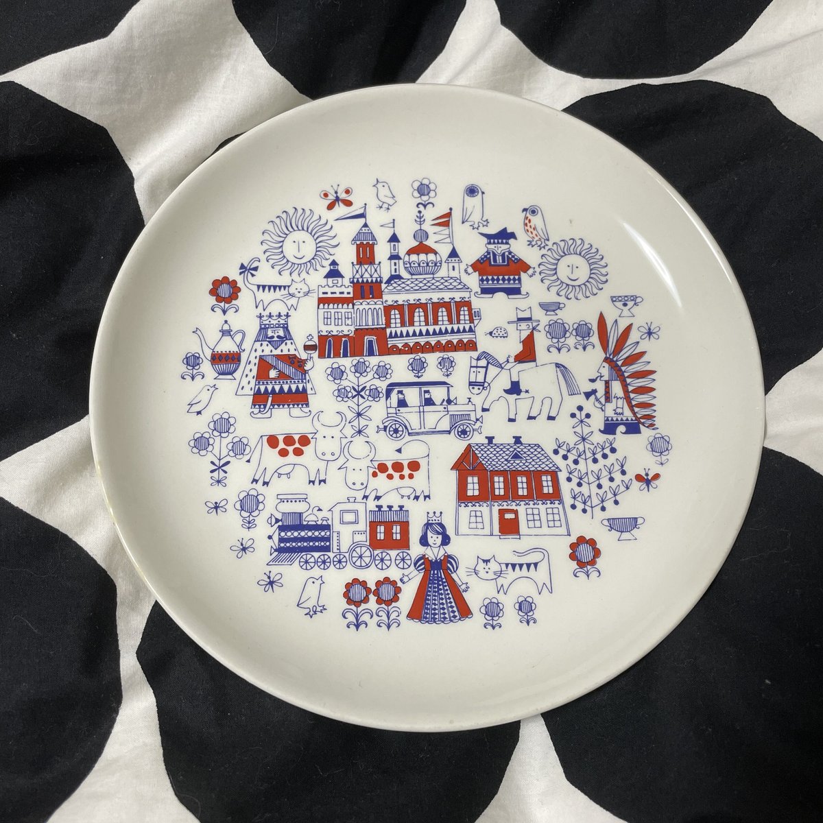 arabia ライヤ・ウオシッキネン地方シリーズ　Lappi（ラッピ） arabia ライヤ・ウオシッキネン地方シリーズLappi（ラッピ）