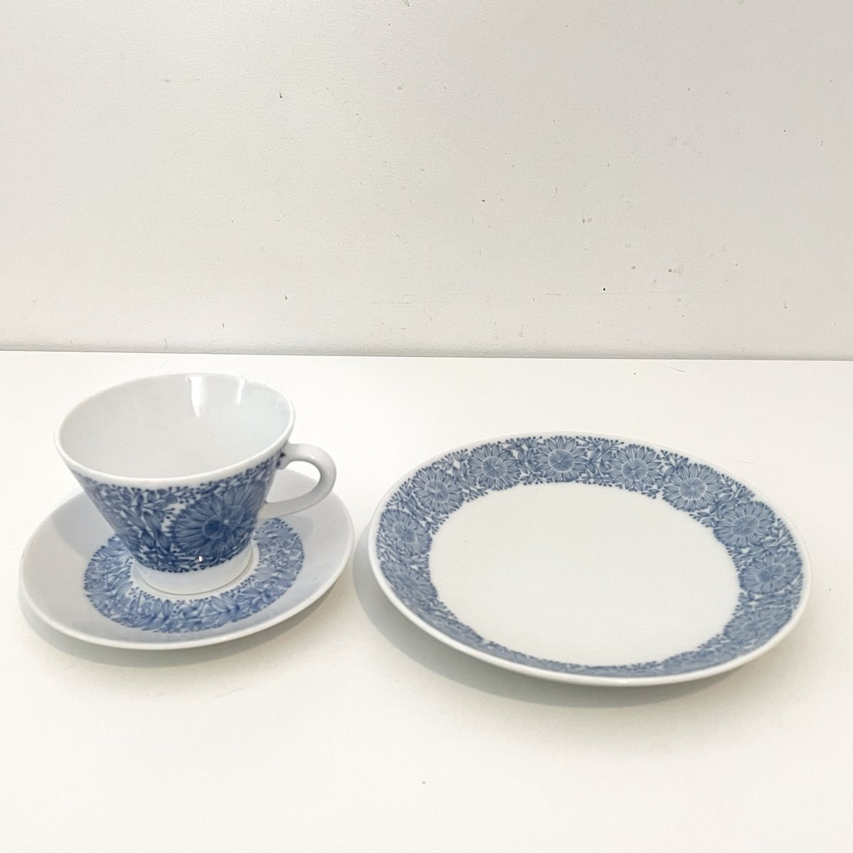 ARABIA　フィリグラン Filigran　ケーキプレート　３枚セット ARABIA フィリグラン Filigran ケーキプレート 3枚セット