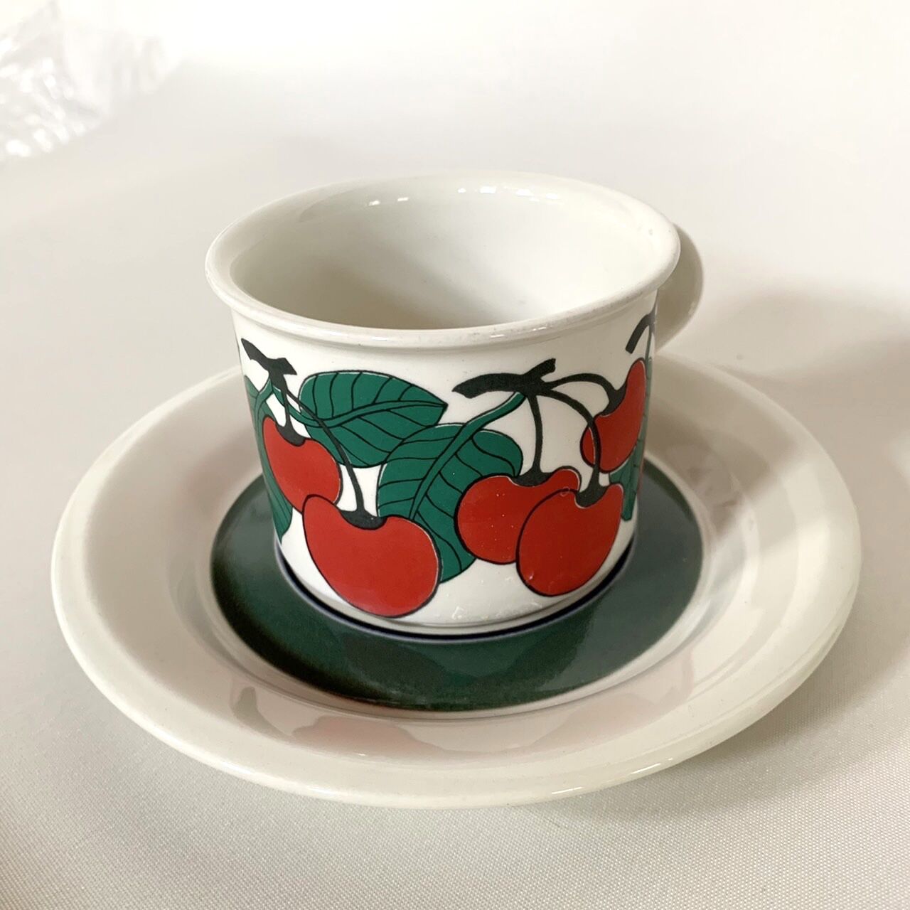 Vintage品】アラビア ARABIA キルシッカ Kirsikka デミタスカップ&ソー