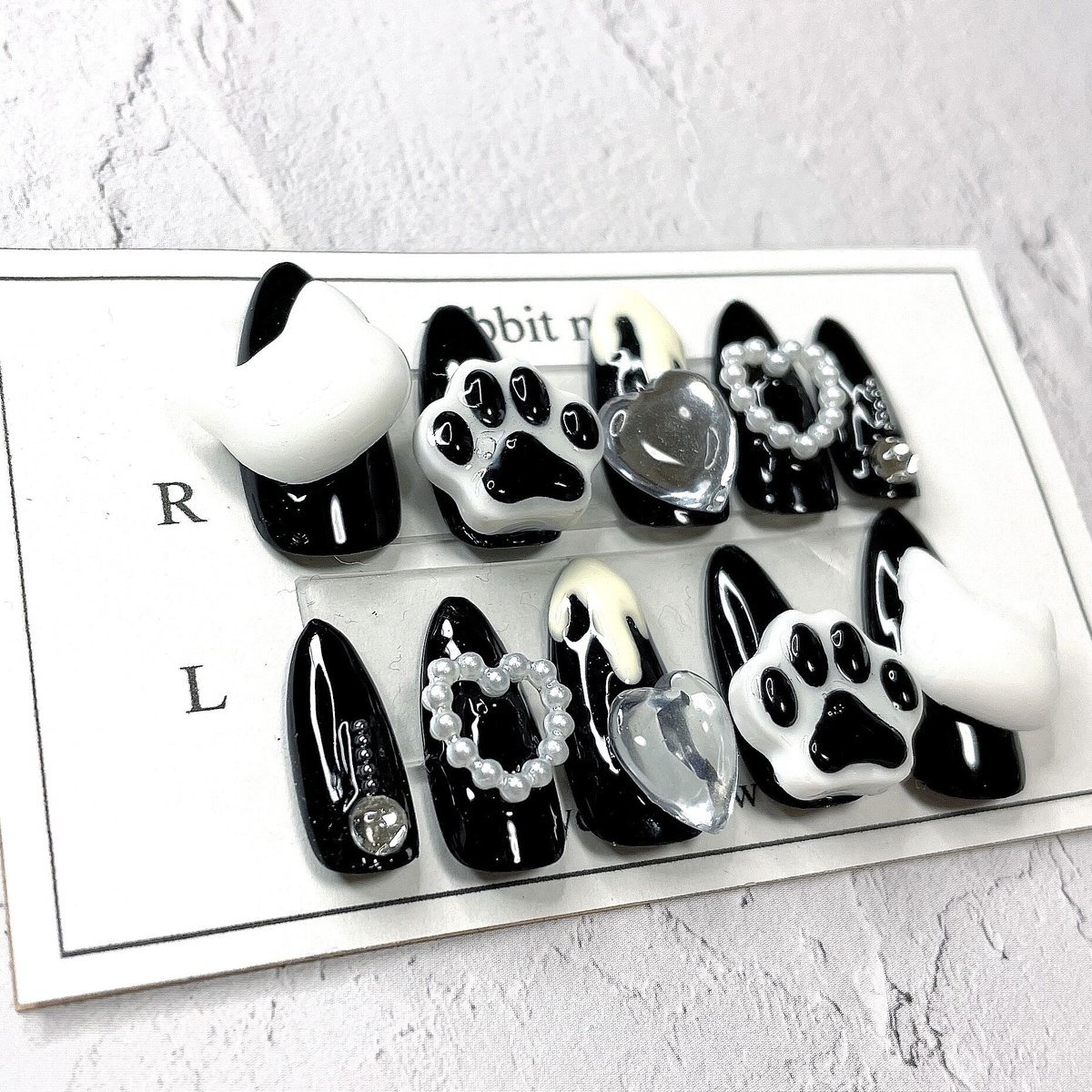 ぷっくり　貝殻ネイル　ねこ　肉球　ネイルチップ　オーダー　リボン m47475033716_1.jpg?1724925488