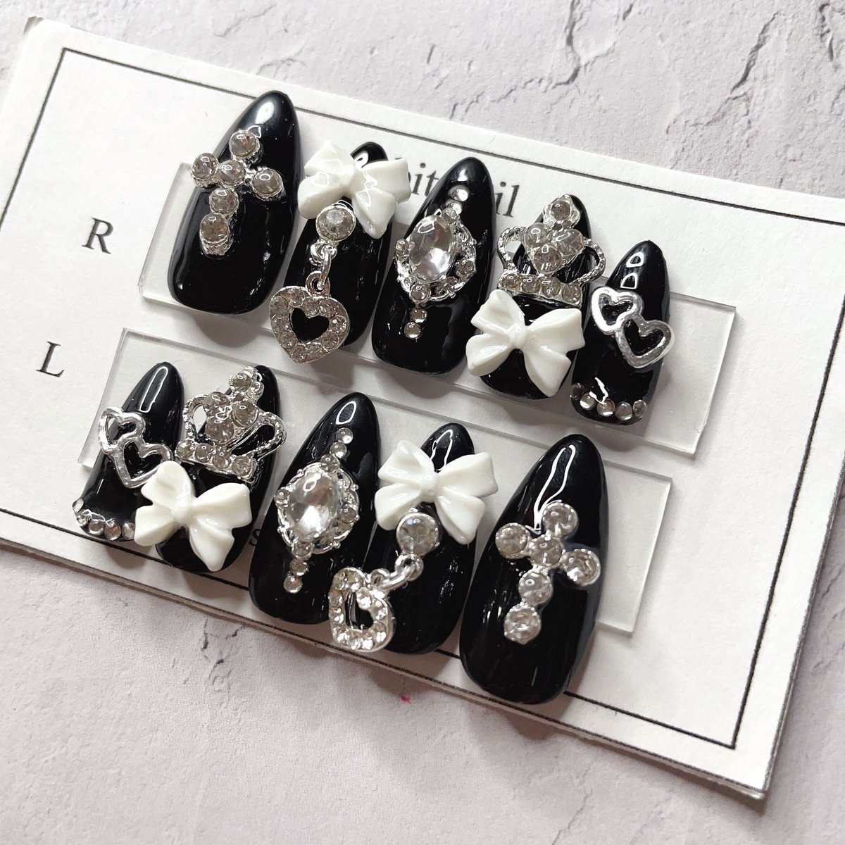 オーダー】ネイルチップ 量産型 ブラックネイル リボンネイル ネイル