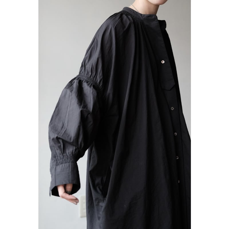 Pau thongvird / Gather Big Shirt(Black)