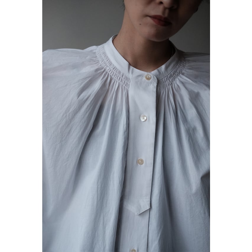 Pau thongvird / Gather Big Shirt(White) | PARK