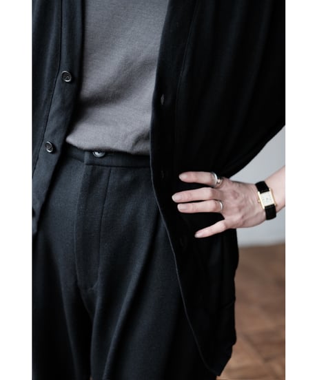LIFiLL / Woolish Cardigan(Black)