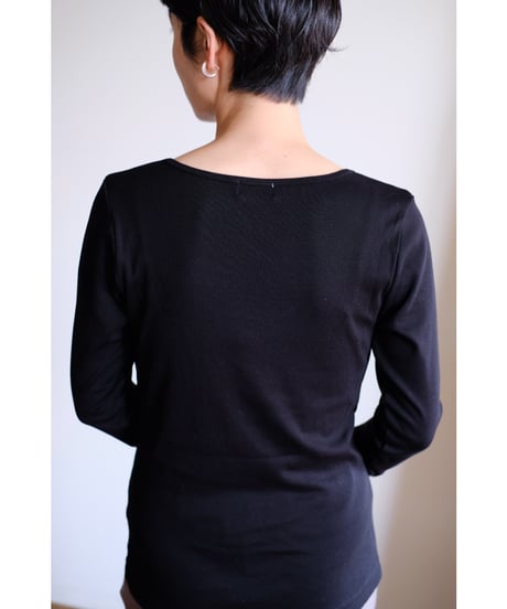 LIFiLL / 別注Cottony Soft Stretch Boatneck Longsleeve Tee(Black)
