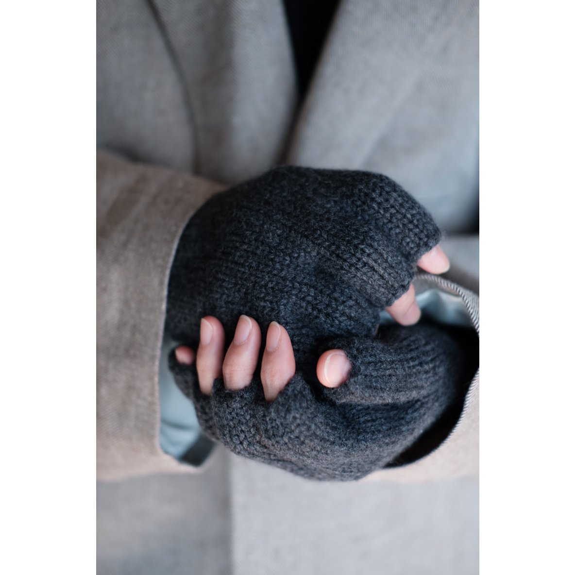 【PICEA（ピセア）】手袋 カシミア ブラック PICEA / 5GG Glove(2 colors) | PARK