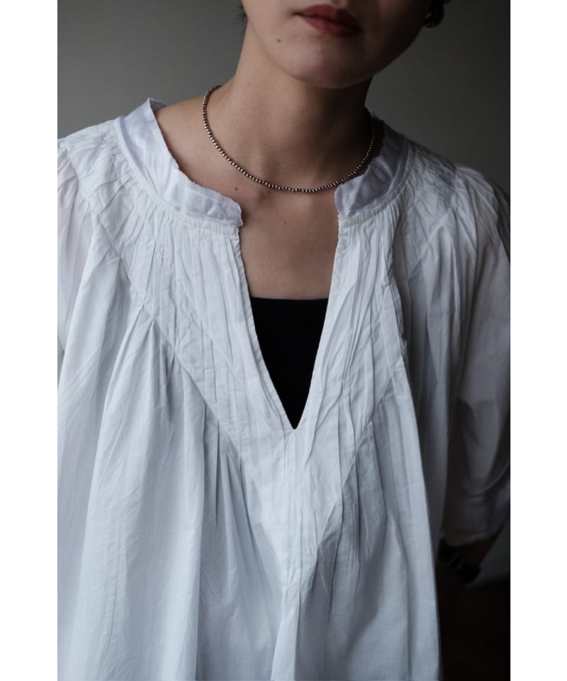 Pau thongvird / Tuck Pullover Shirt(White) | PARK