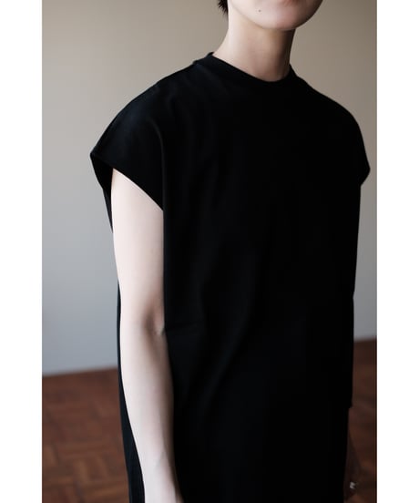 LIFiLL / Cottony Sleeveless Tee(Black)