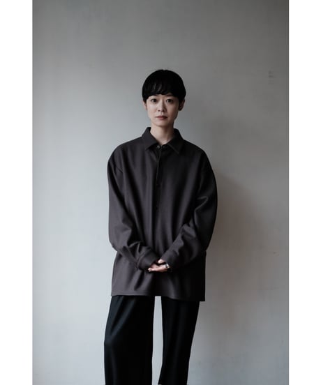 LIFiLL / Woolish Milled Smooth Shirt(Charcoal)
