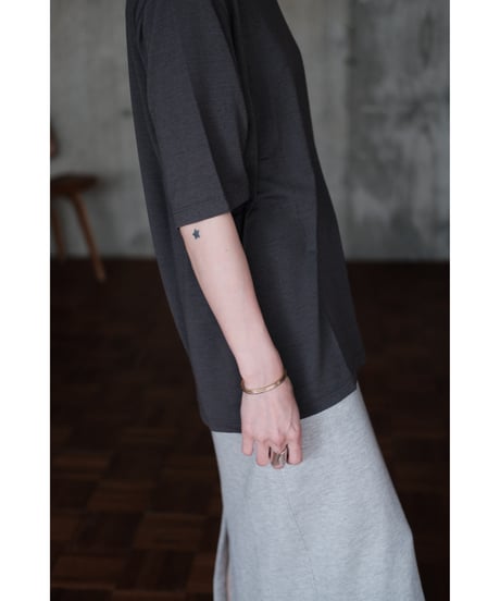 LIFiLL / Woolish Tee(Charcoal)