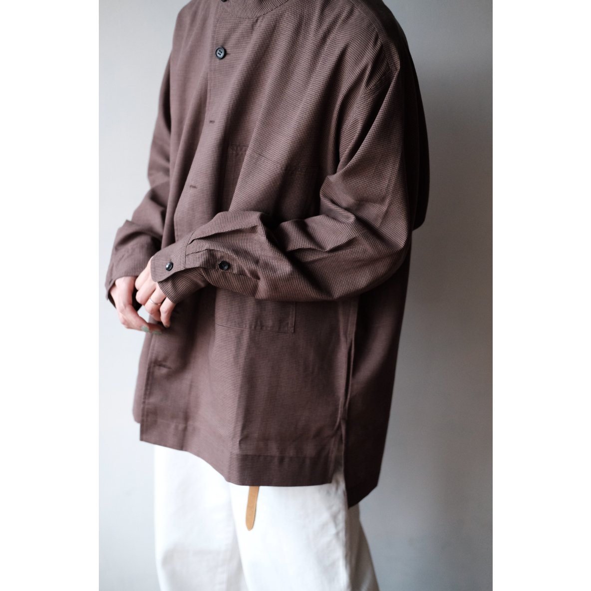 un/unbient / Stand Collar Shirt(Brick/Black) |