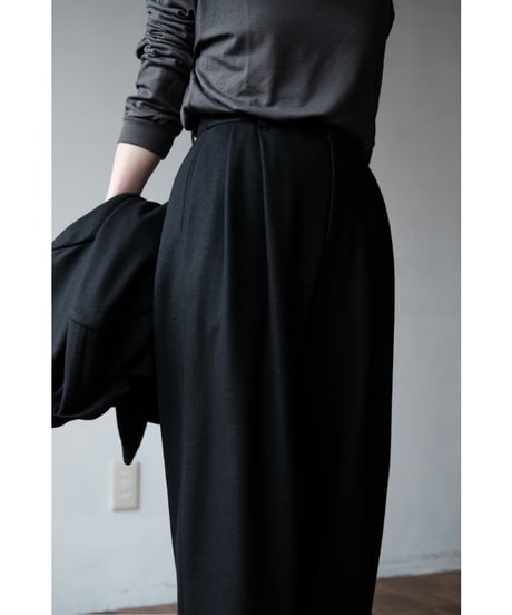 LIFiLL / Woolish Milled Smooth Slacks(Black)