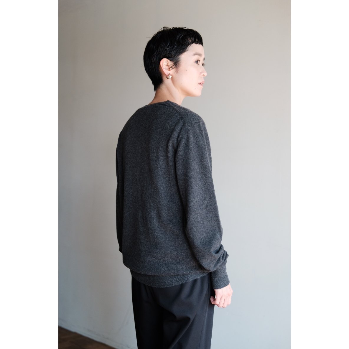 PICEA / 14GG V Neck(Chacoal) | PARK