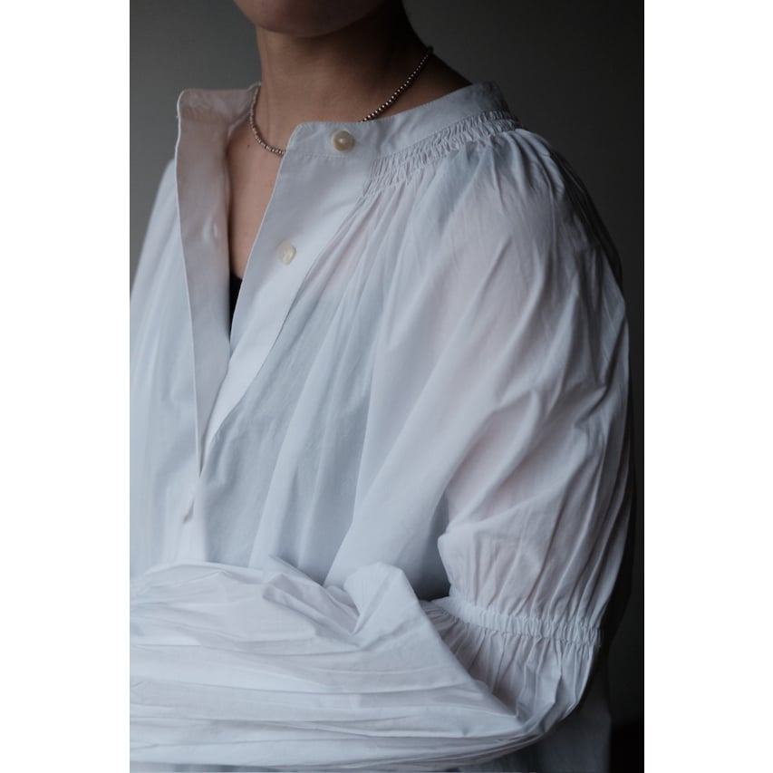 ワンピース Pau thongvird / Gather Big Shirt Pau thongvird / Gather Big Shirt(White) | PARK