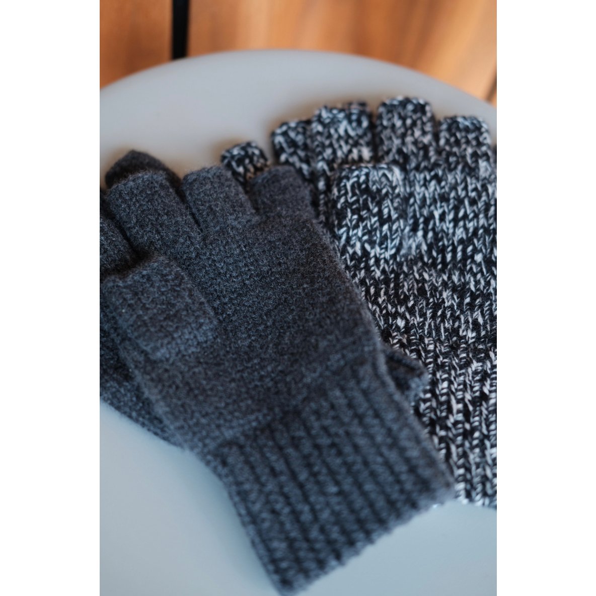 【PICEA（ピセア）】手袋 カシミア ブラック PICEA（ピセア）】手袋 カシミア ブラック