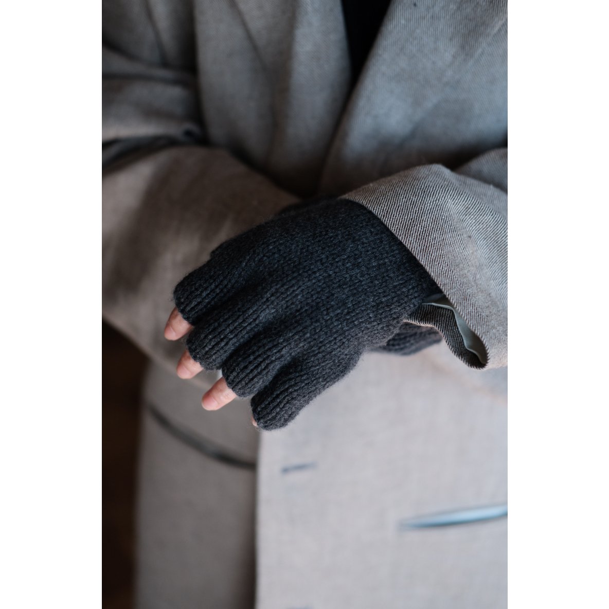 【PICEA（ピセア）】手袋 カシミア ブラック PICEA / 5GG Glove(2 colors) | PARK
