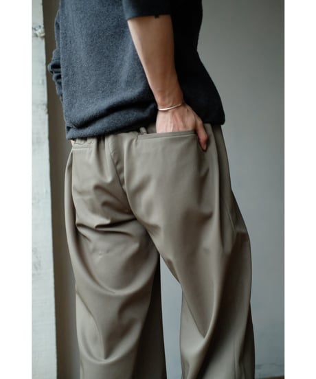 matereal / Silophil Wool Easy Slacks(Kahki)