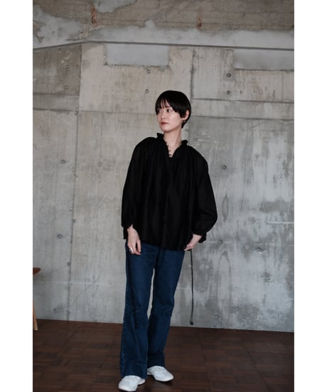 Pau thongvird / Uma(Black)