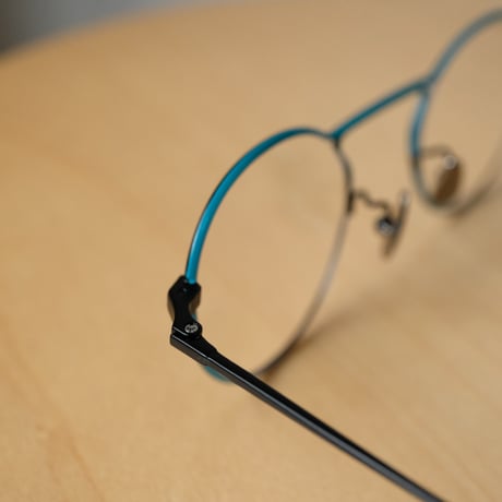 YUICHTOYAMA. / U-107 Itten(04 Matt Black/Turquoise)