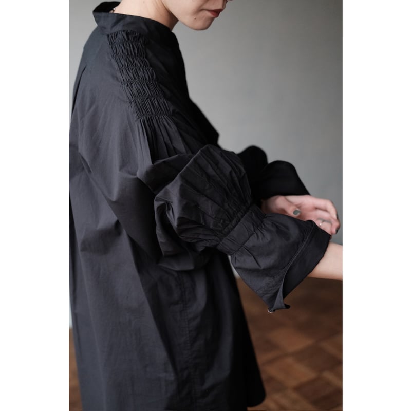 Pau thongvird / Gather Big Shirt(Black)