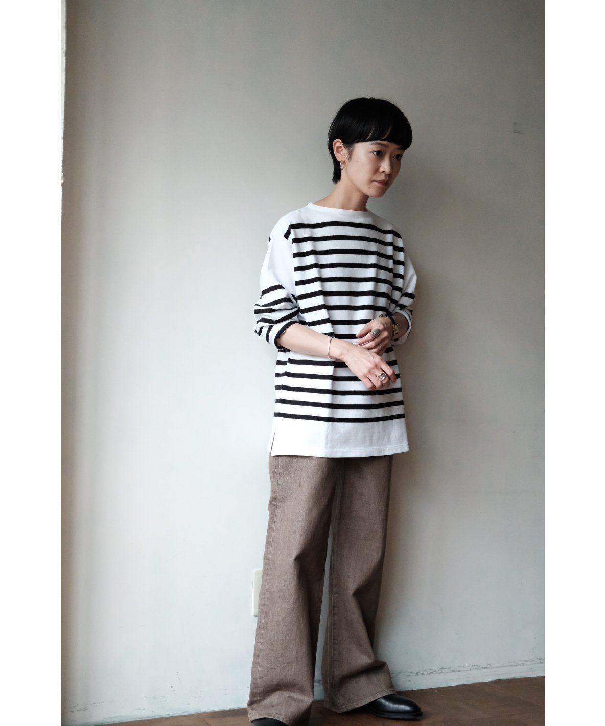 LIFiLL / Cottony Basque BD Shirt (White×Black)