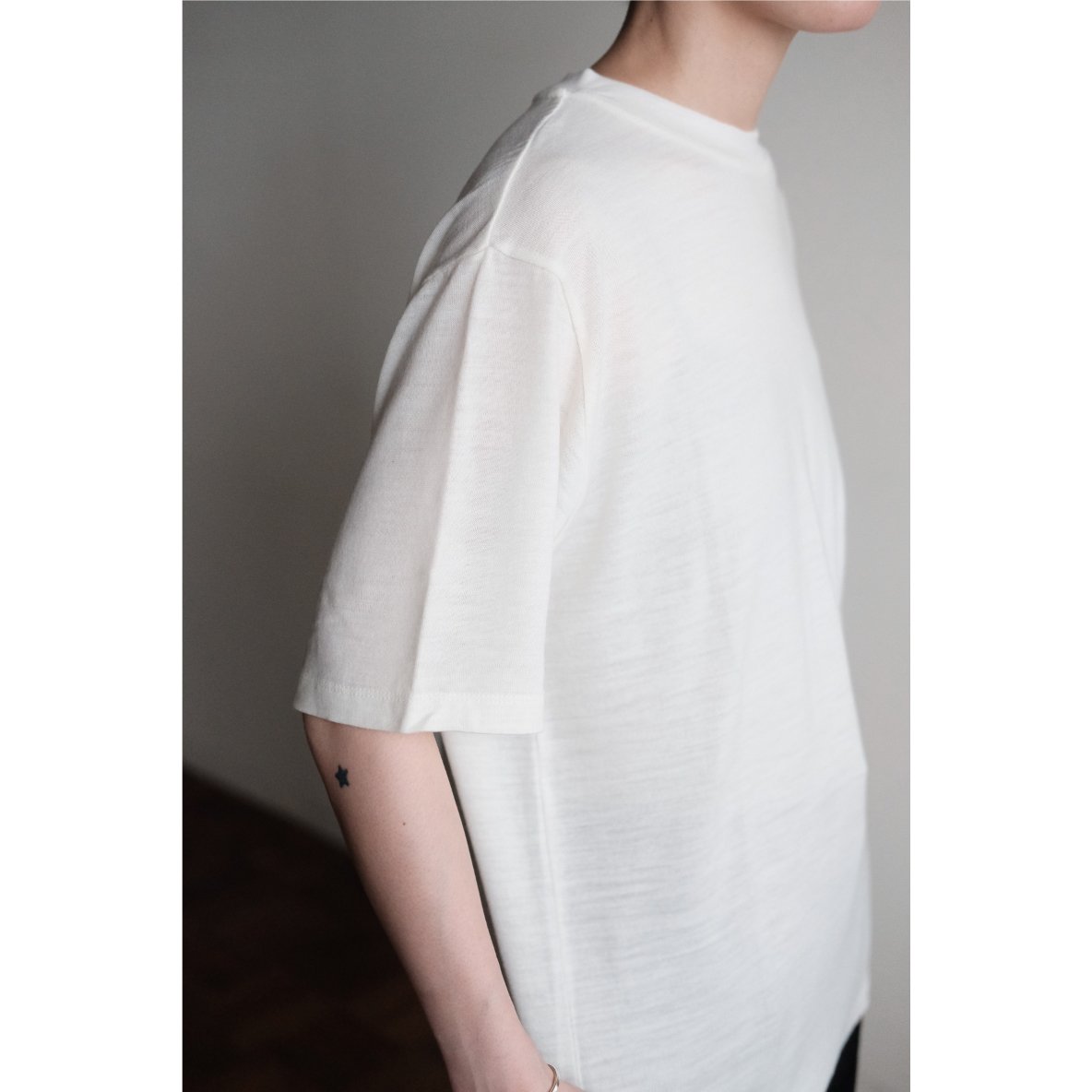 セール！LIFILL WOOLISH TEE ホワイト ユニセックス LIFiLL（リフィル）公式｜WOOLISH（ウーリッシュ）Tシャツ